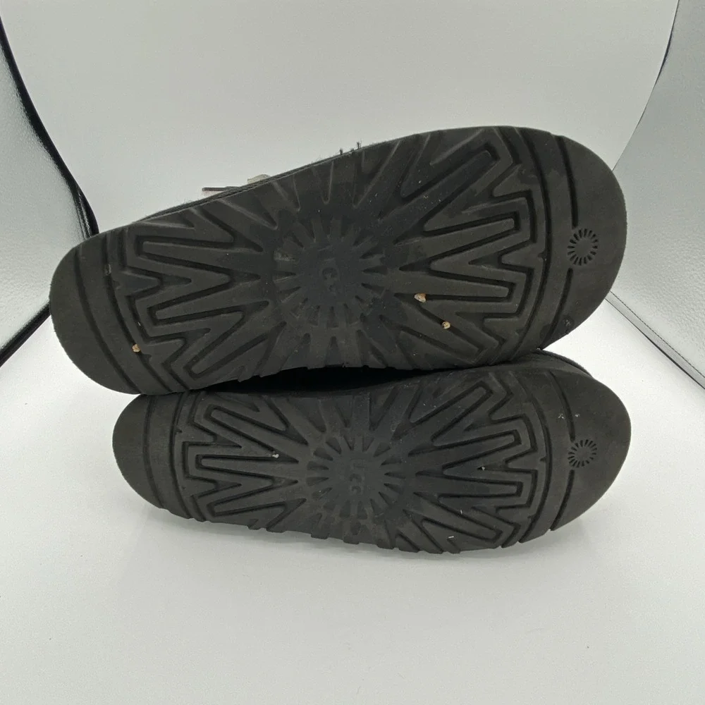 UGG Neumel High Platform Boots Kids 4 White Leather Streetwear Gothic Punk Y2K